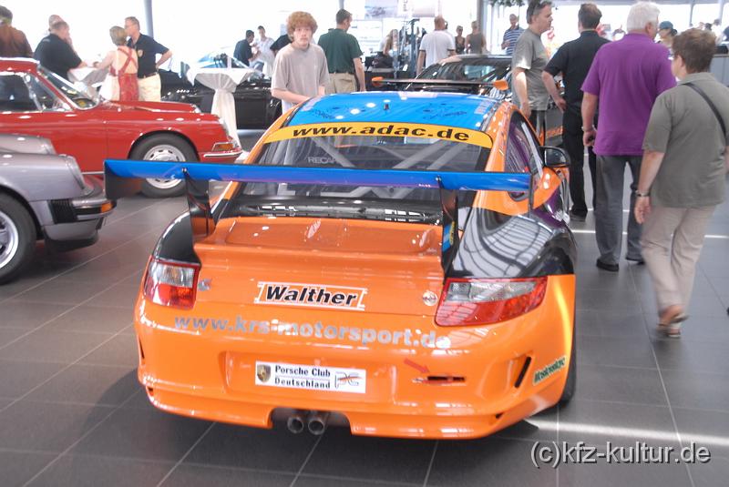 Porsche Zentrum Aachen 9151.JPG